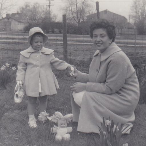 Verna F. Edwards Strandlund photo gallery thumbnail 7 of 75
