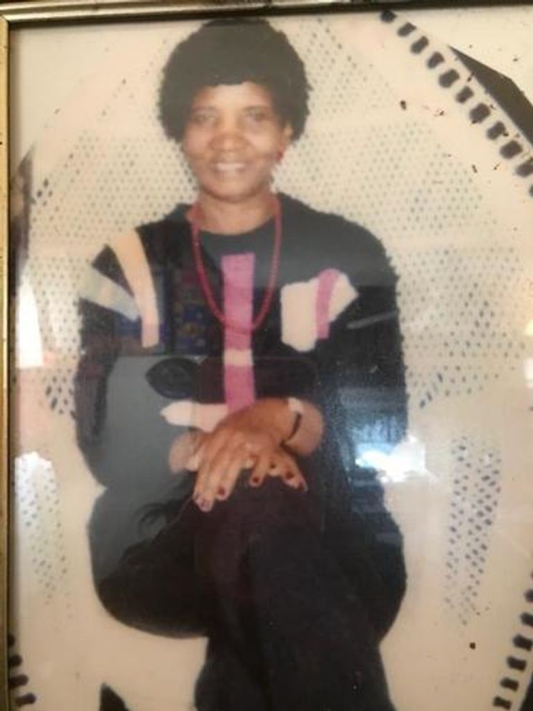 Bobbie Lee Edmunds Profile Photo