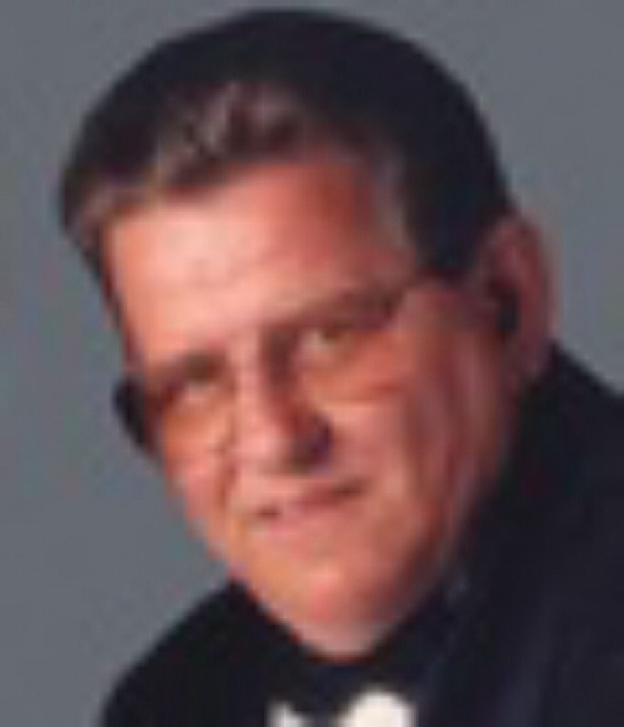 Russell Day Profile Photo