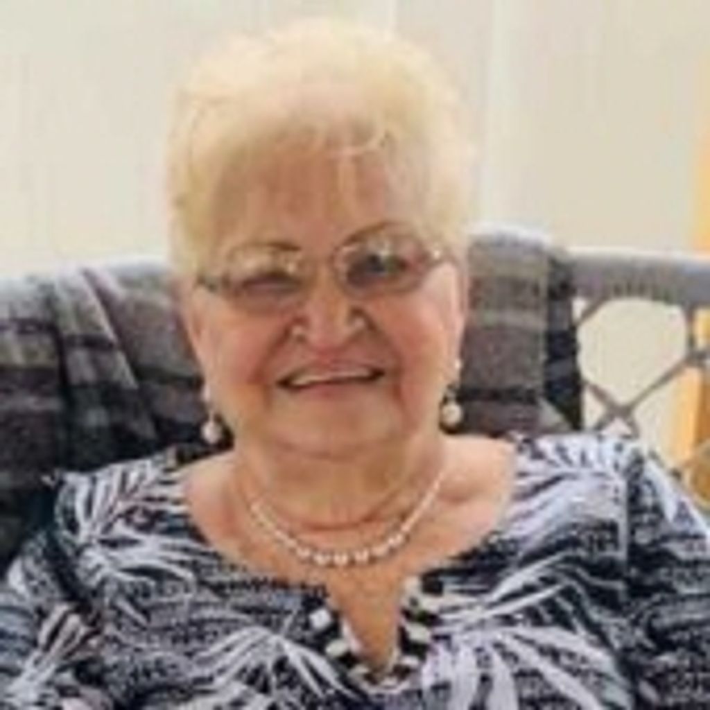 Carmen L. Lugo