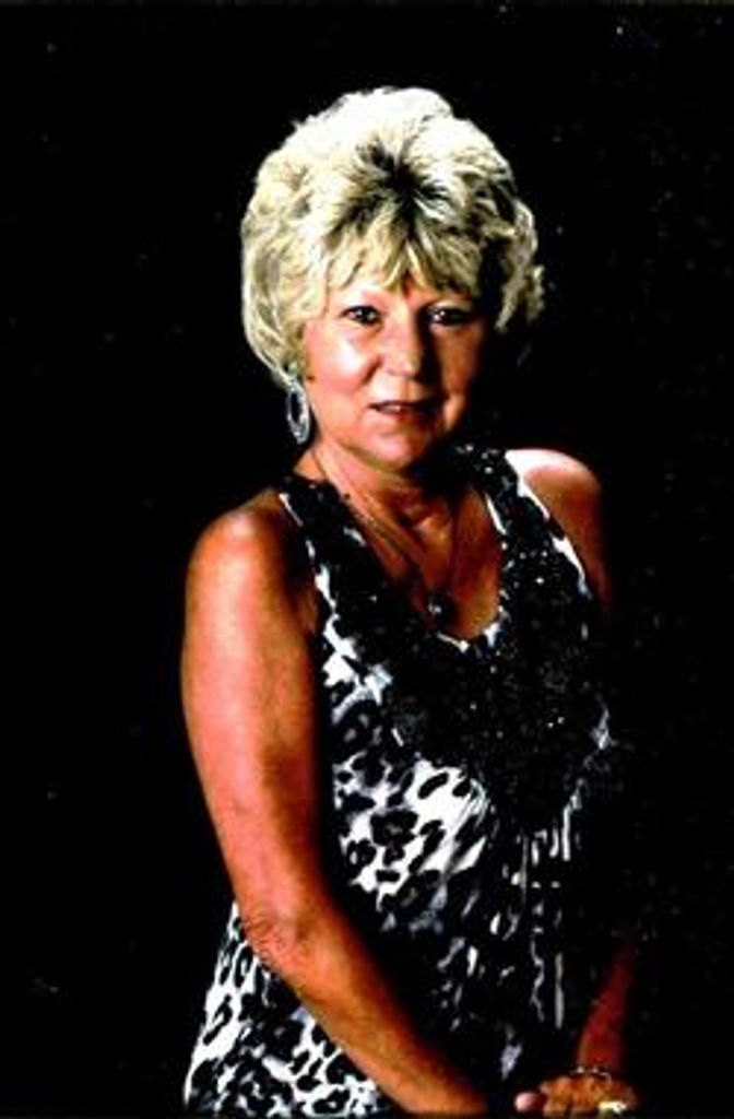Robyn Angela "Angie" Holland Hooker Profile Photo