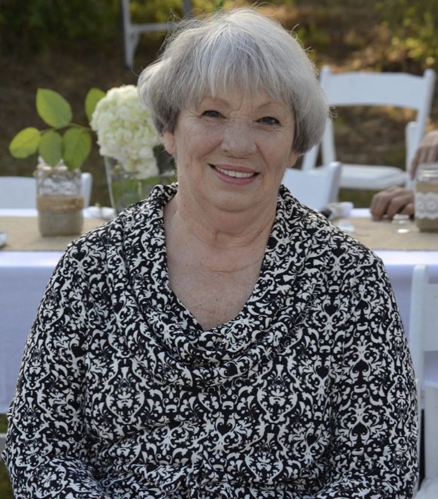 Eva Carolyn Bates Profile Photo