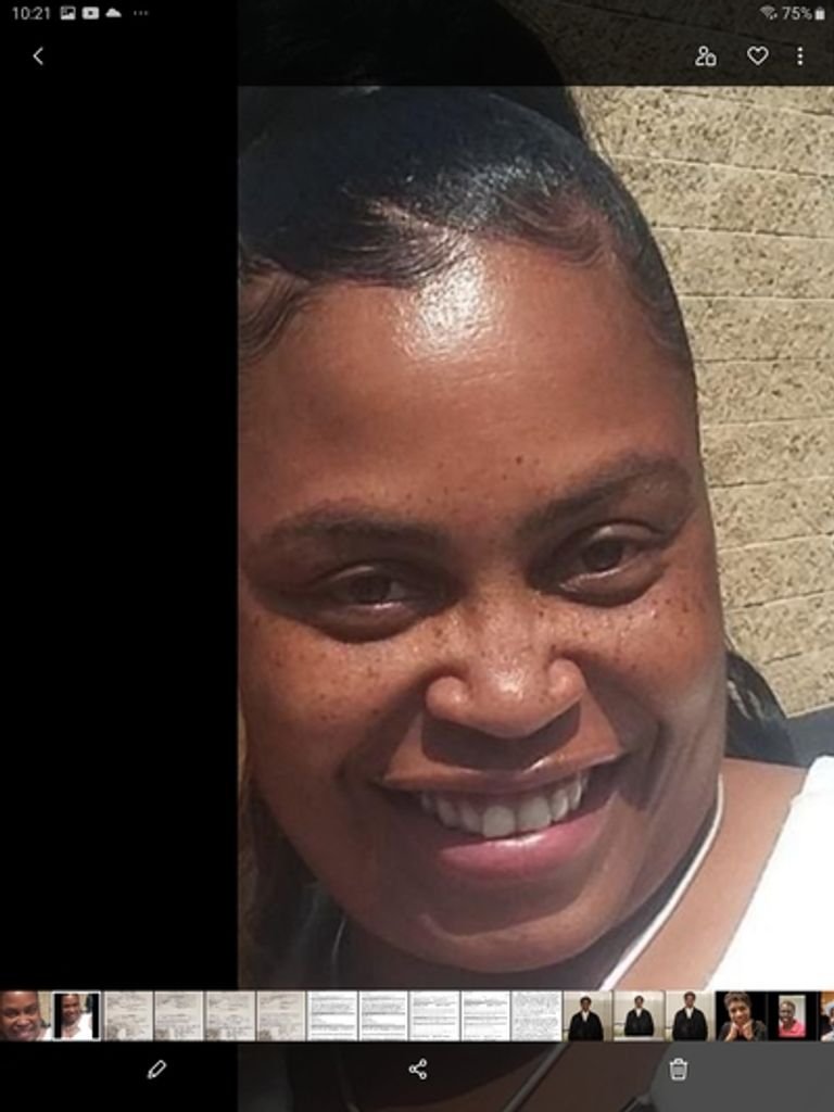 Lisa Jenine Pickett Profile Photo
