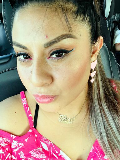Karen Lizbeth Medellin photo gallery thumbnail 101 of 204