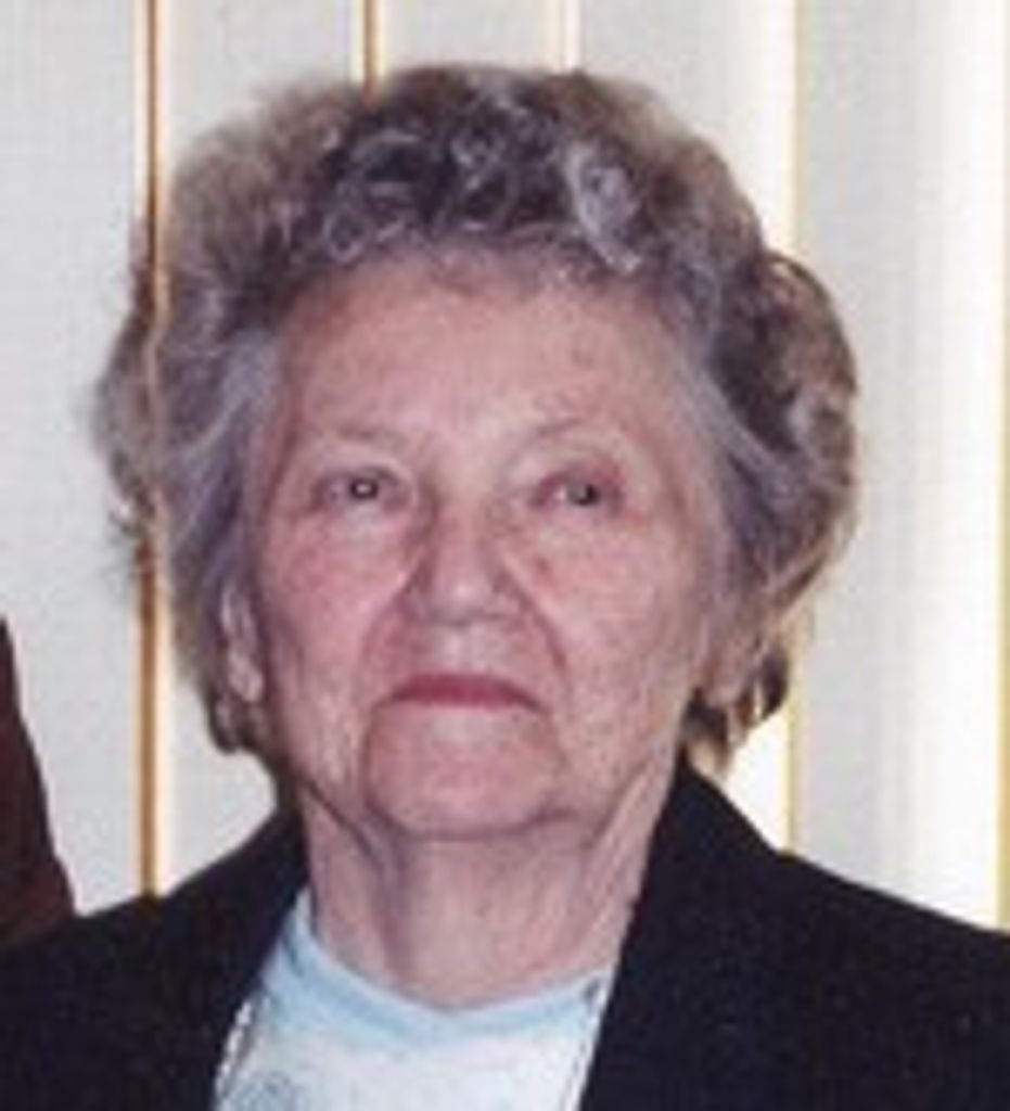 Danielsen Larsen, Edith V.