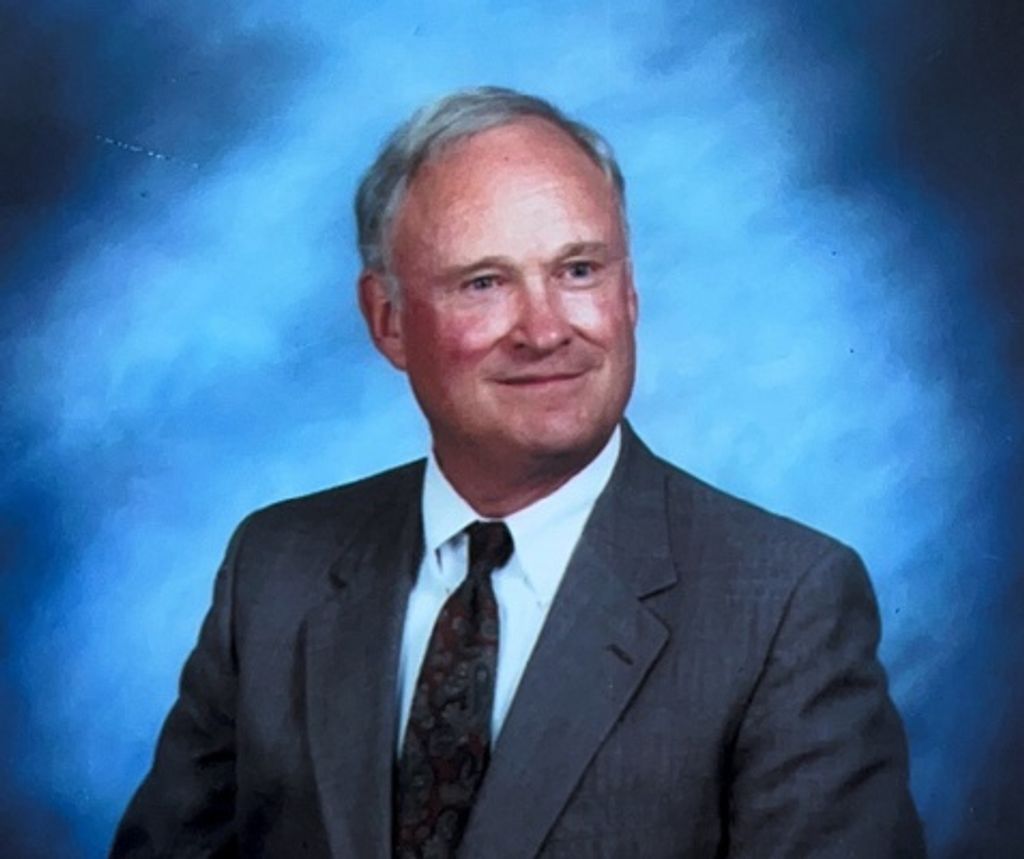 Malcolm Gwynne Jones, Jr. Profile Photo