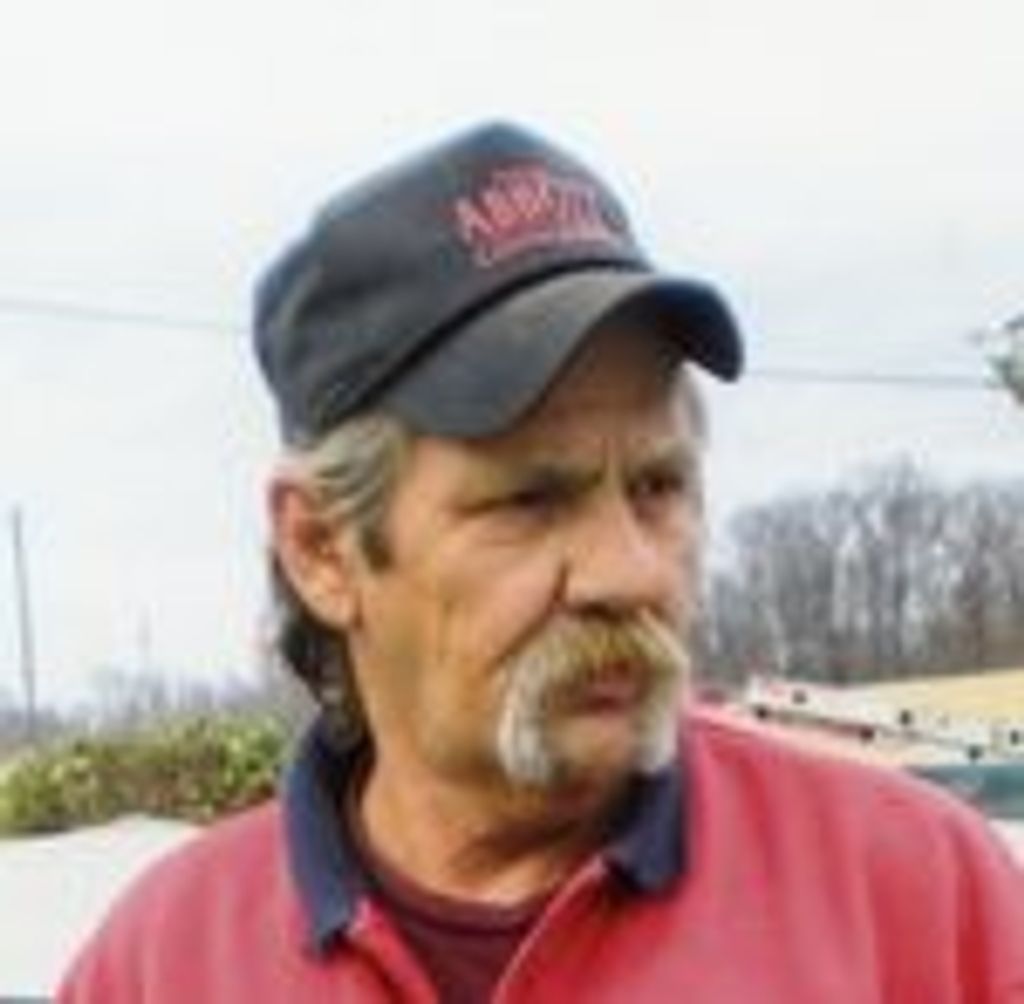 Van Frederick "Freddie" Halcomb