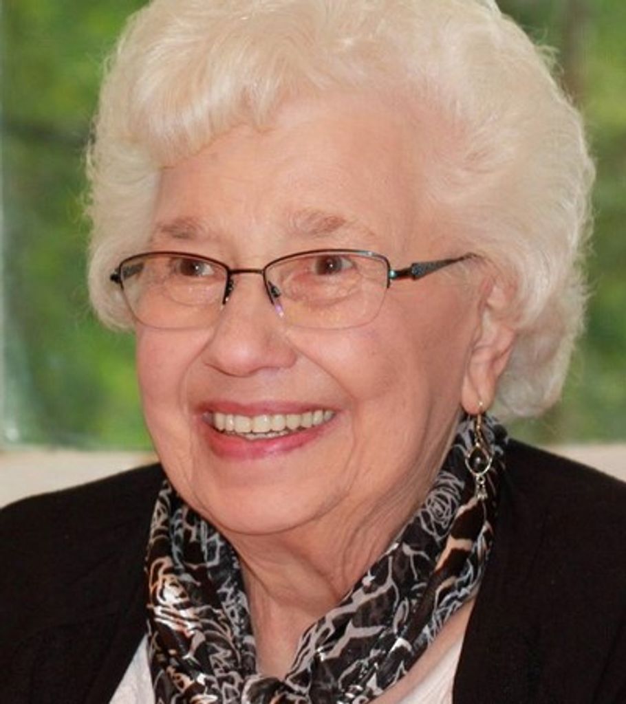 Lola Mae Collins Profile Photo