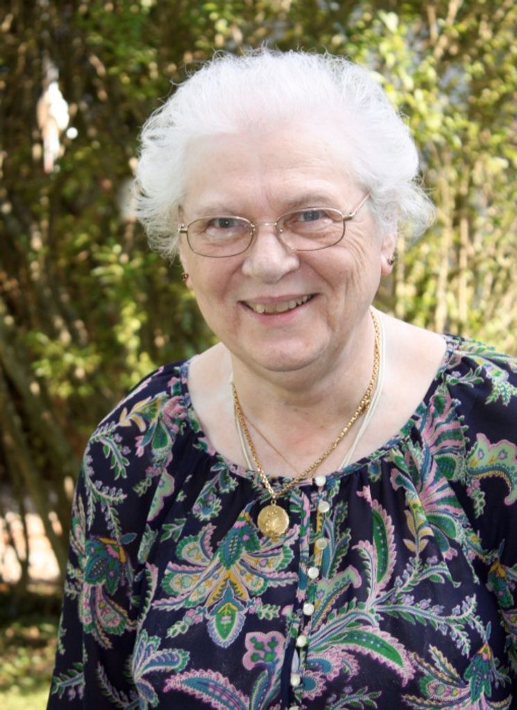 Maria Enedina (Valvasori)  Streckfus Profile Photo