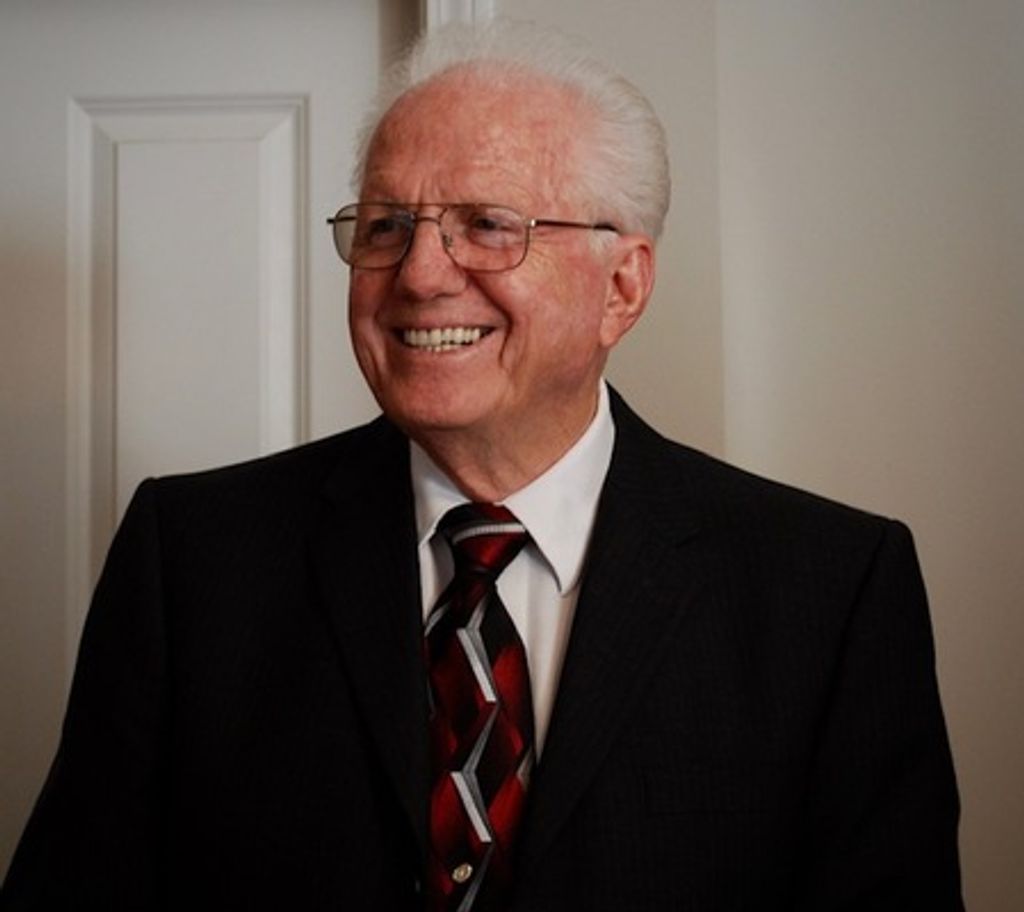 Arlis Downs Profile Photo