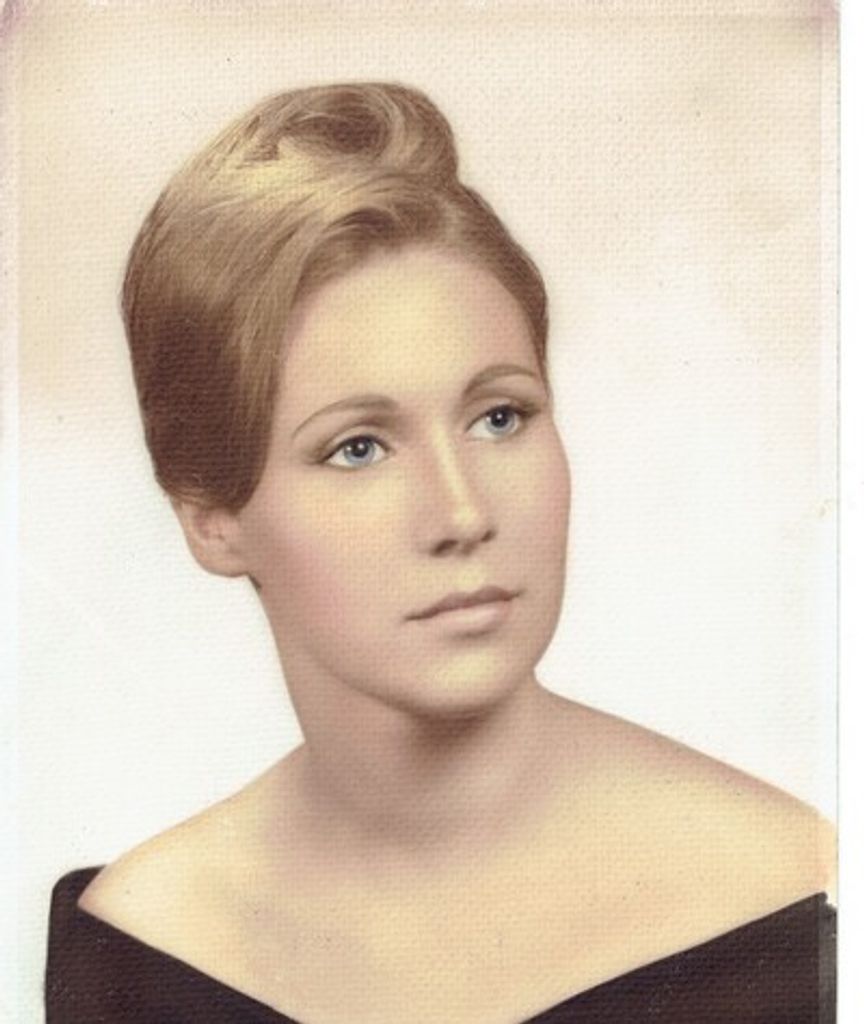 Lola "Nanny" Schied Simpson