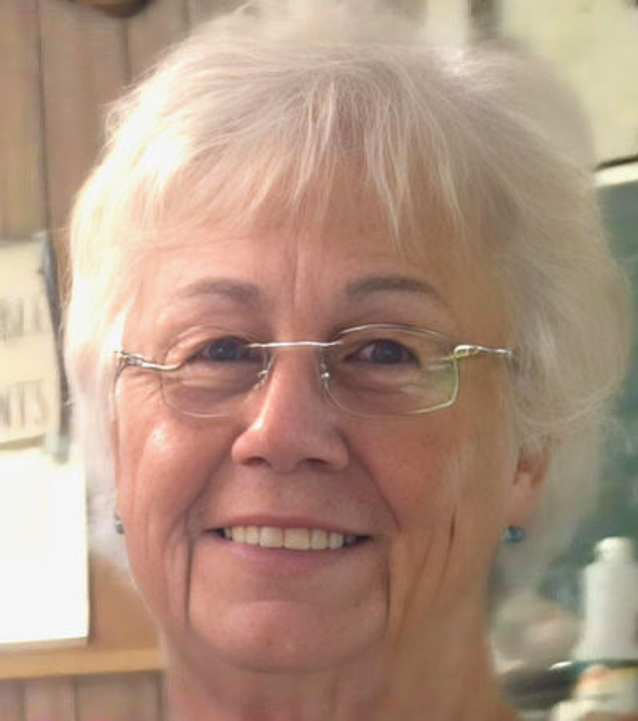 Esther Deckert Everett Profile Photo