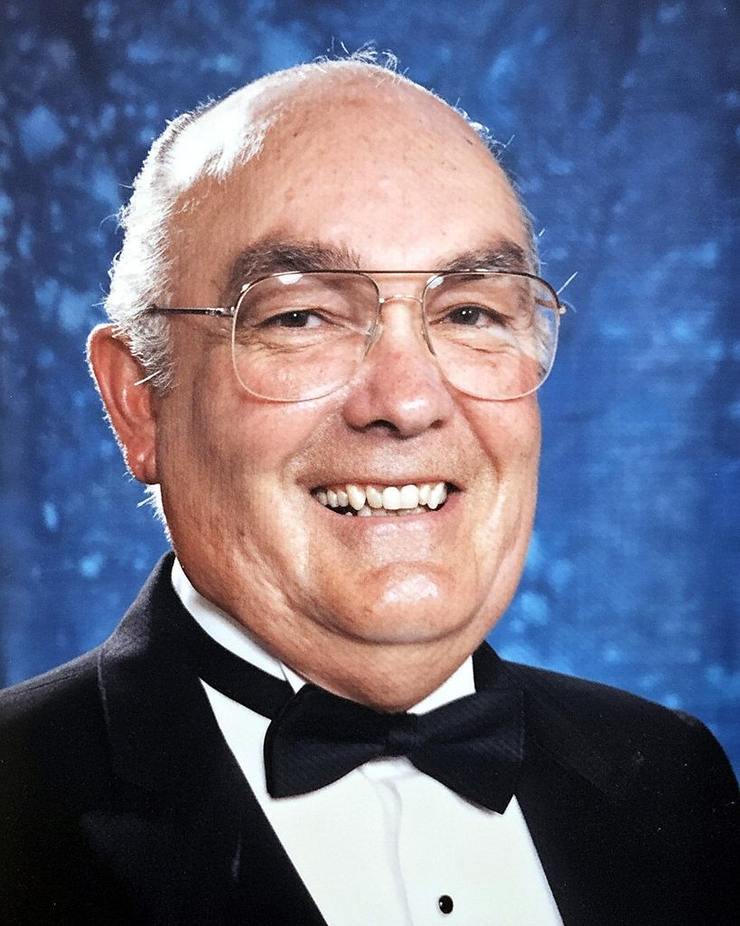 Robert "Bob" LeRoy Hedlund