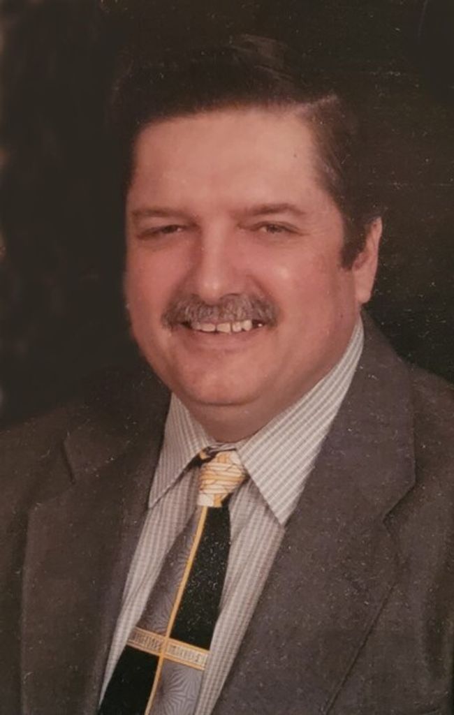James "Tom" Lewis, Jr. Profile Photo