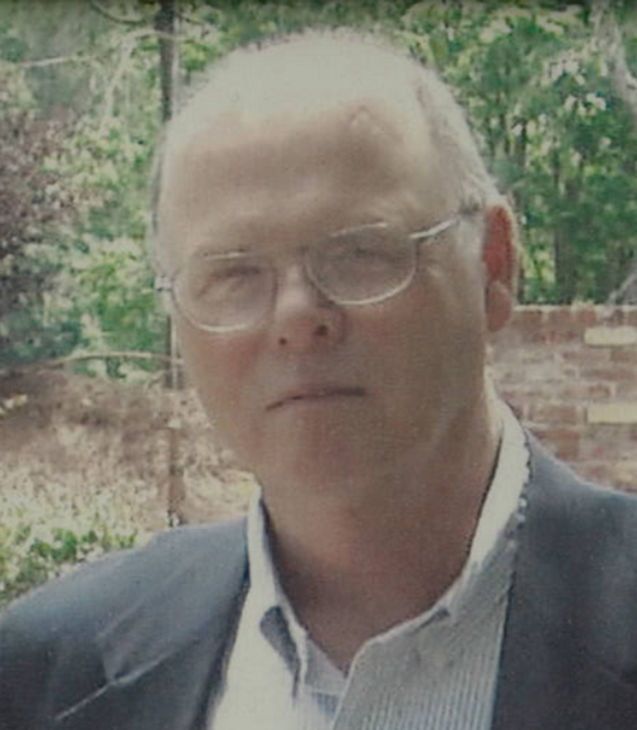 Robert Terry Shaw Profile Photo