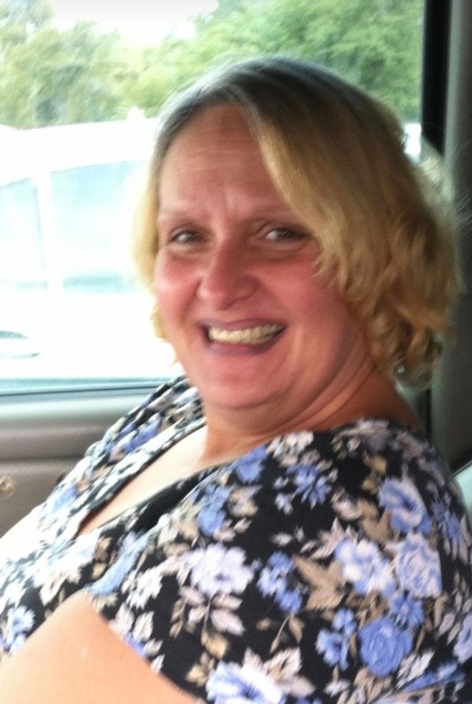 Molly Jane Honorat Profile Photo