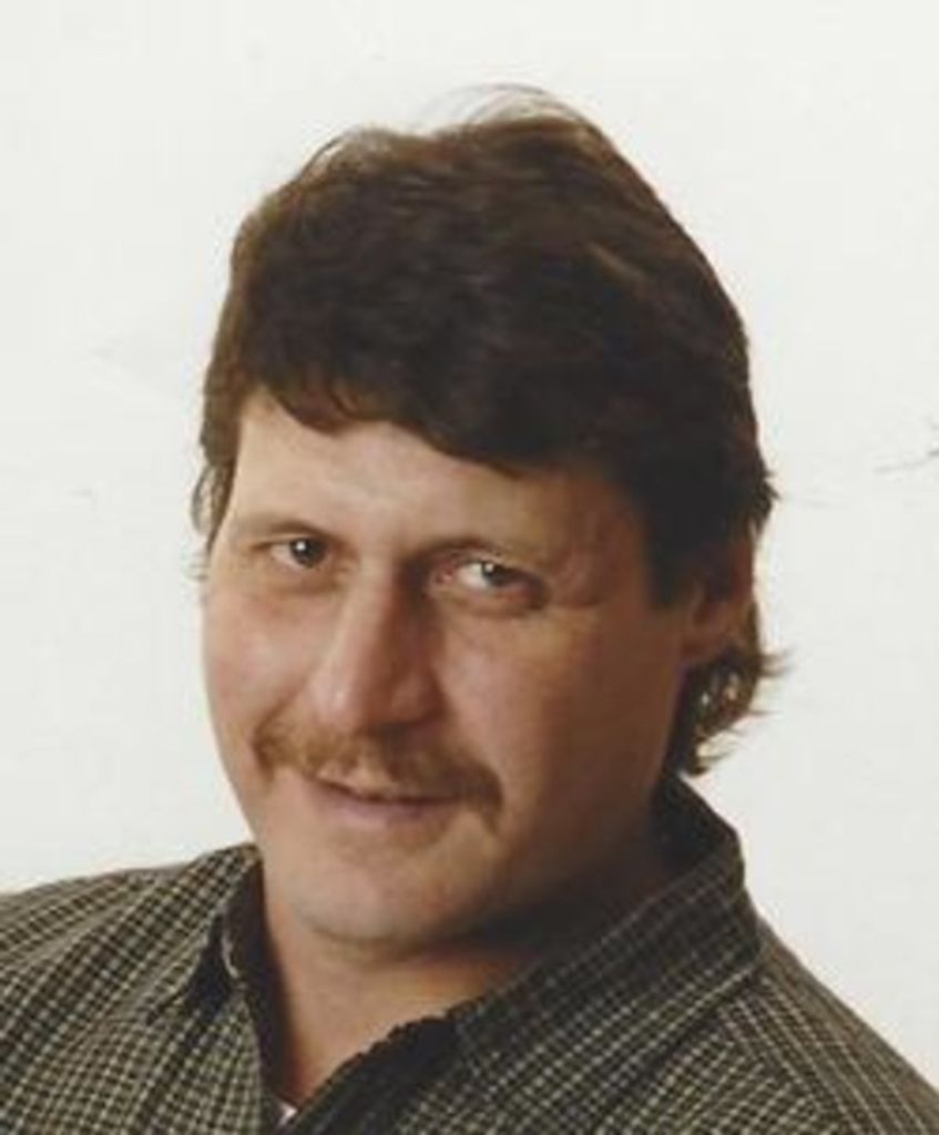 Carl "Carly" Richard
