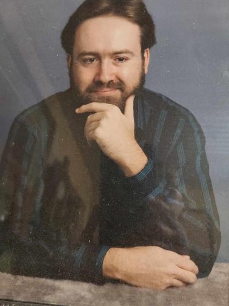 Kyle Robert Wolf Profile Photo