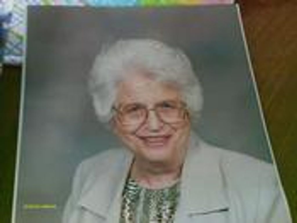 La Jean Burnett Ramey Profile Photo