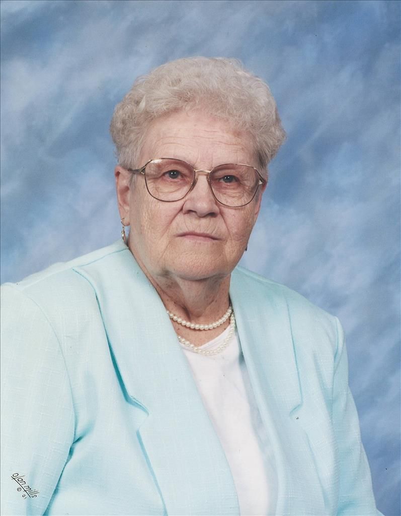 Gertrude L (Byykkonen)  Makela