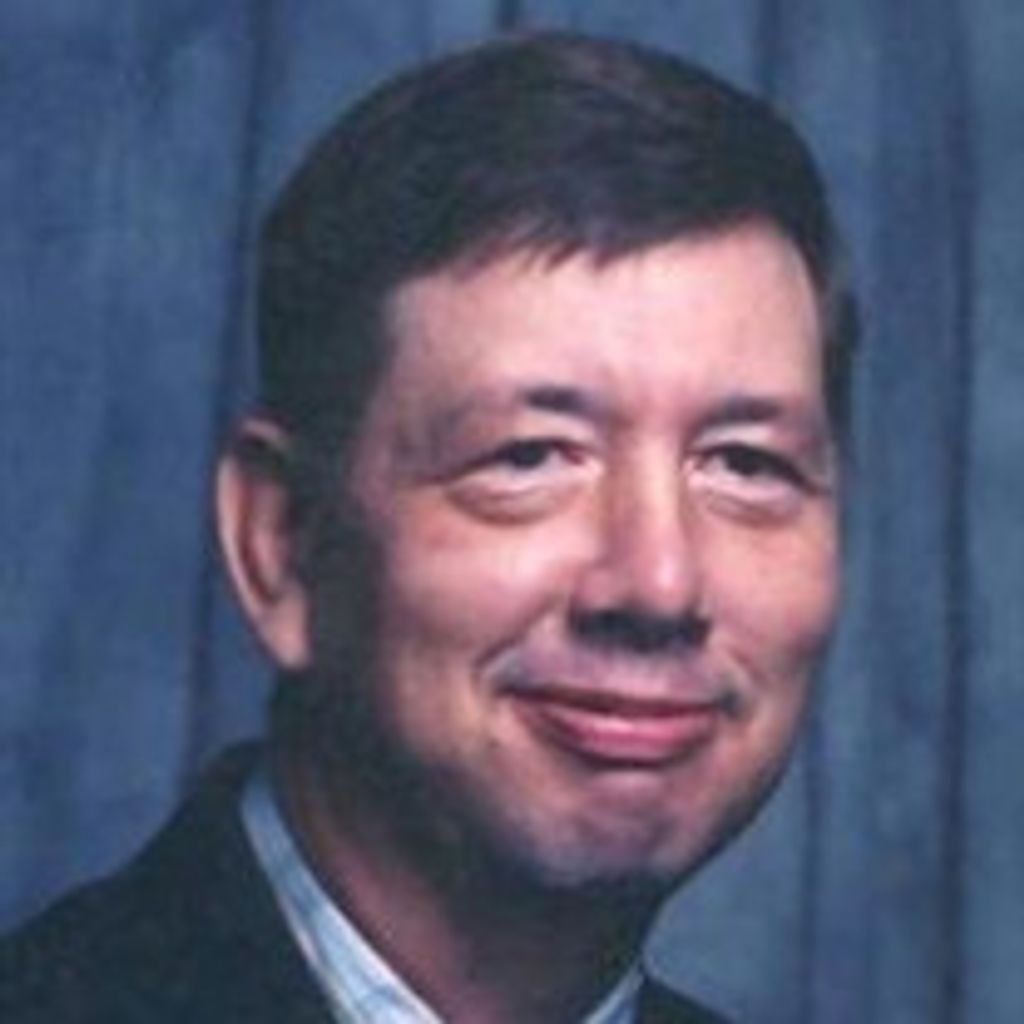 Lloyd Riebel