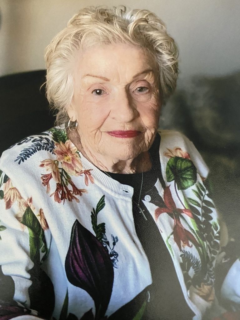 Stella Estrella Maloney
