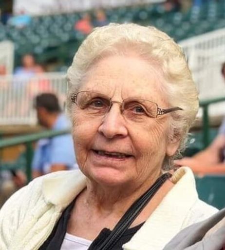 Photo of Lois June Beecham