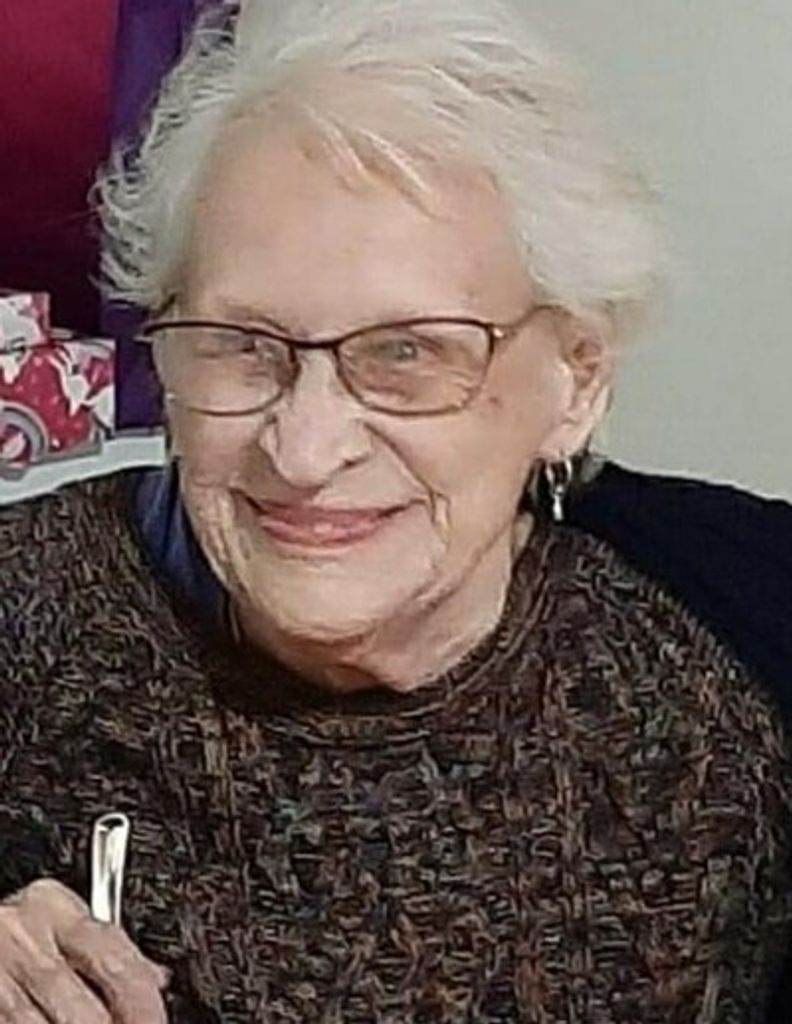 Vera "Betts" Lewis Profile Photo
