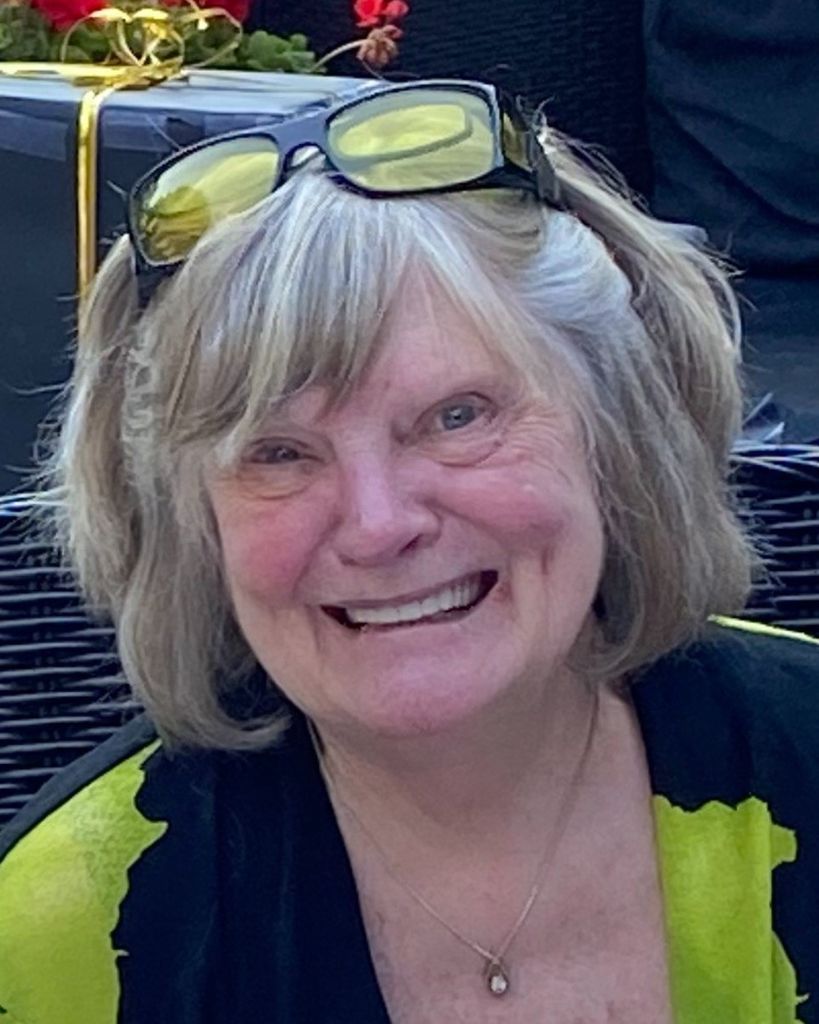 Lynda Louise Tucker (nee: Elinesky)