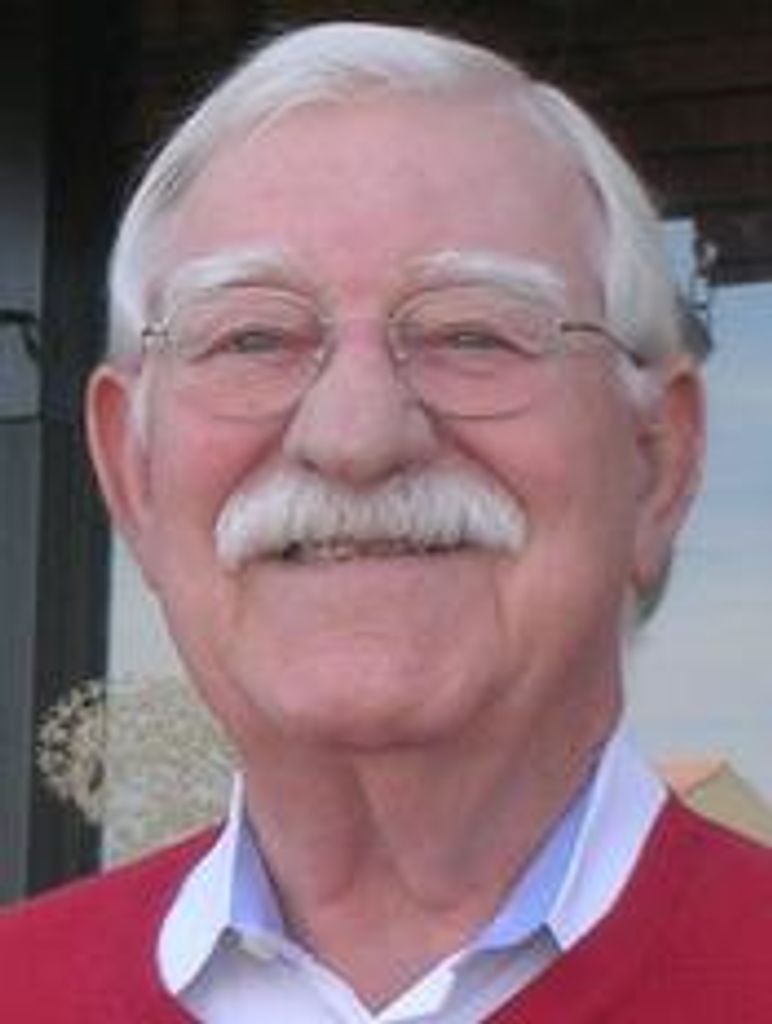 Hoelscher, Roy H.