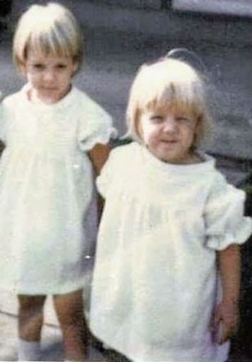 Linda Sue Brandon photo gallery thumbnail 24 of 30