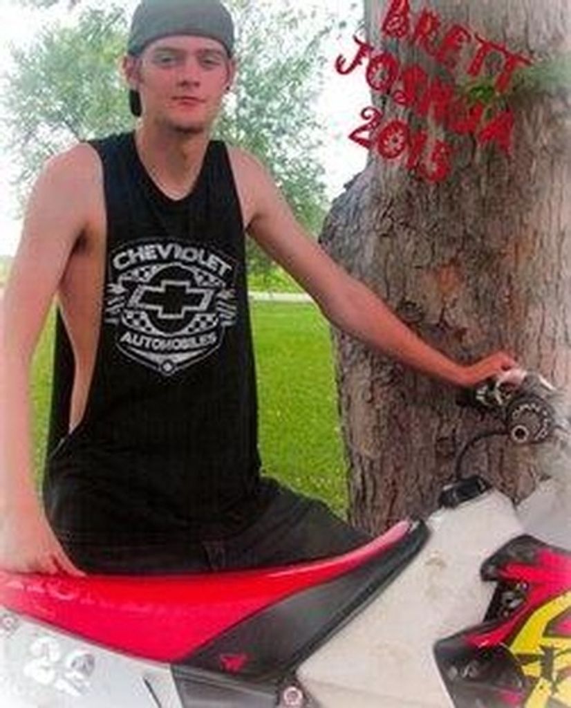 Brett Joshua Dillivan Profile Photo