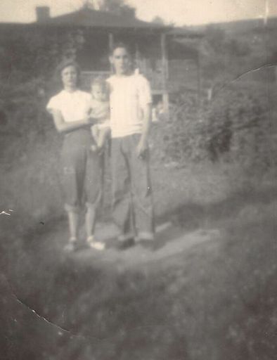 Irene (Wright)  Simpson photo gallery thumbnail 187 of 296