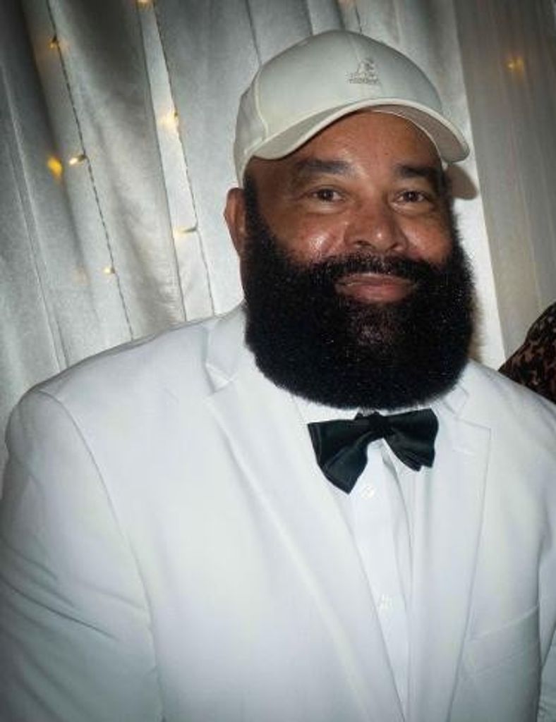 FREDDIE DAVIS