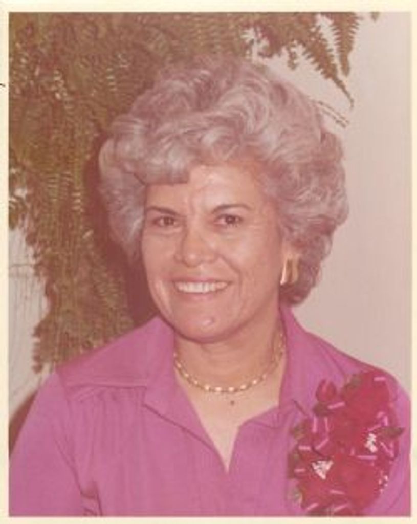 Magdalena Garza Profile Photo