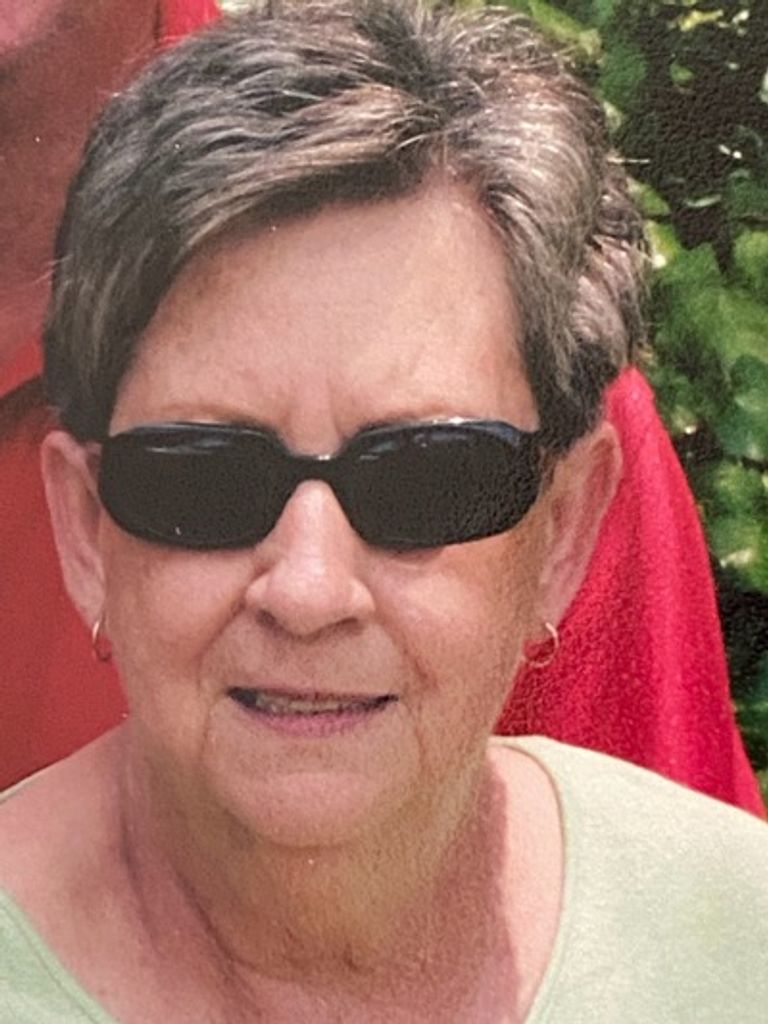 Marie Watson Profile Photo