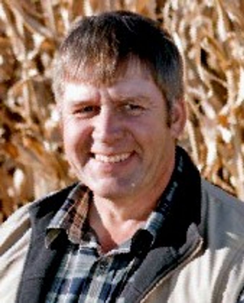 Paul Leland "Lee" Strand Profile Photo