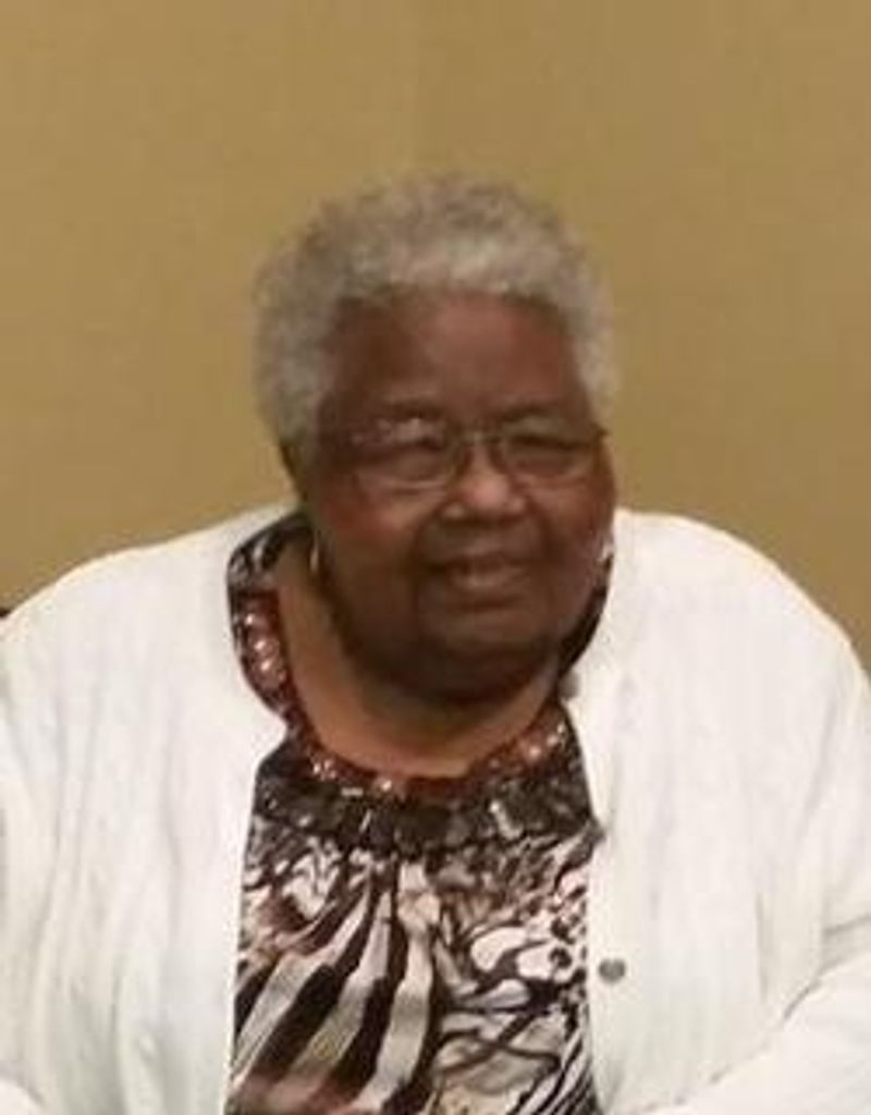 Louise Jones Profile Photo