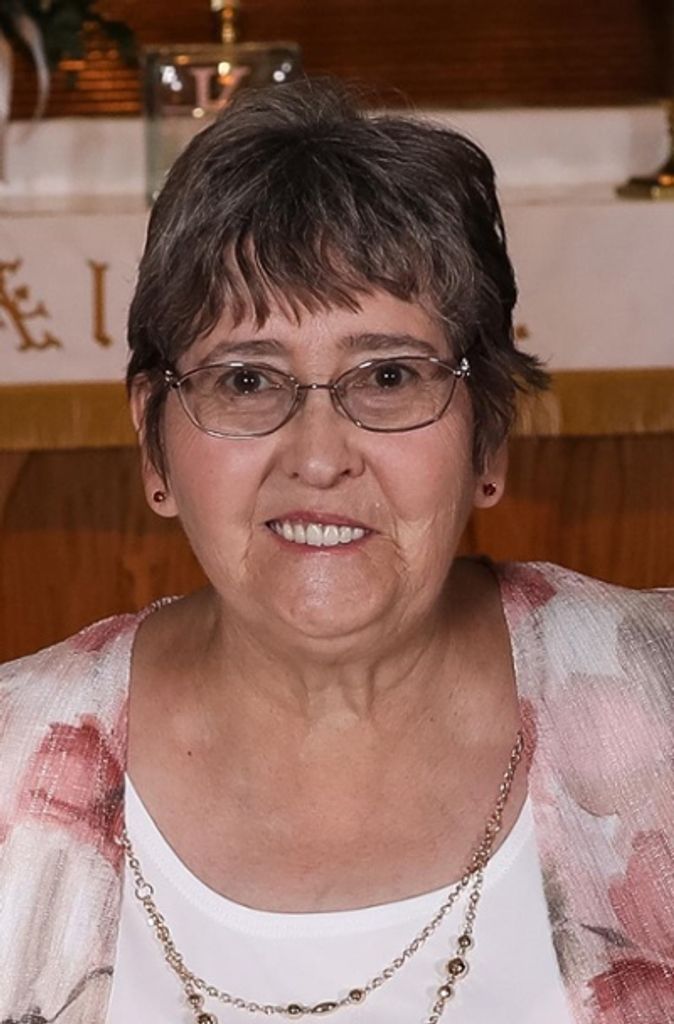 Nina Johnson Profile Photo