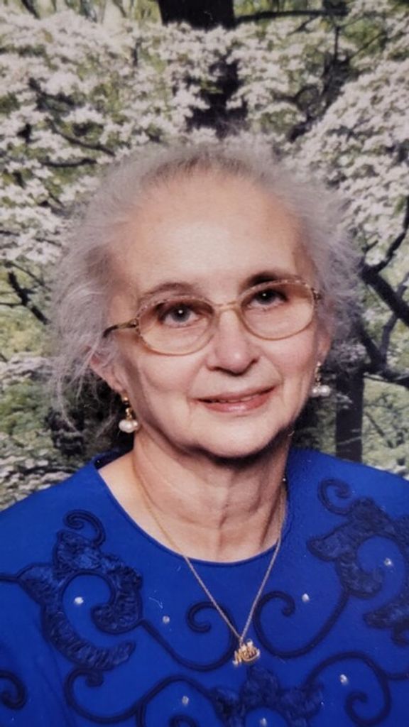 Betty Lou Sallee Profile Photo