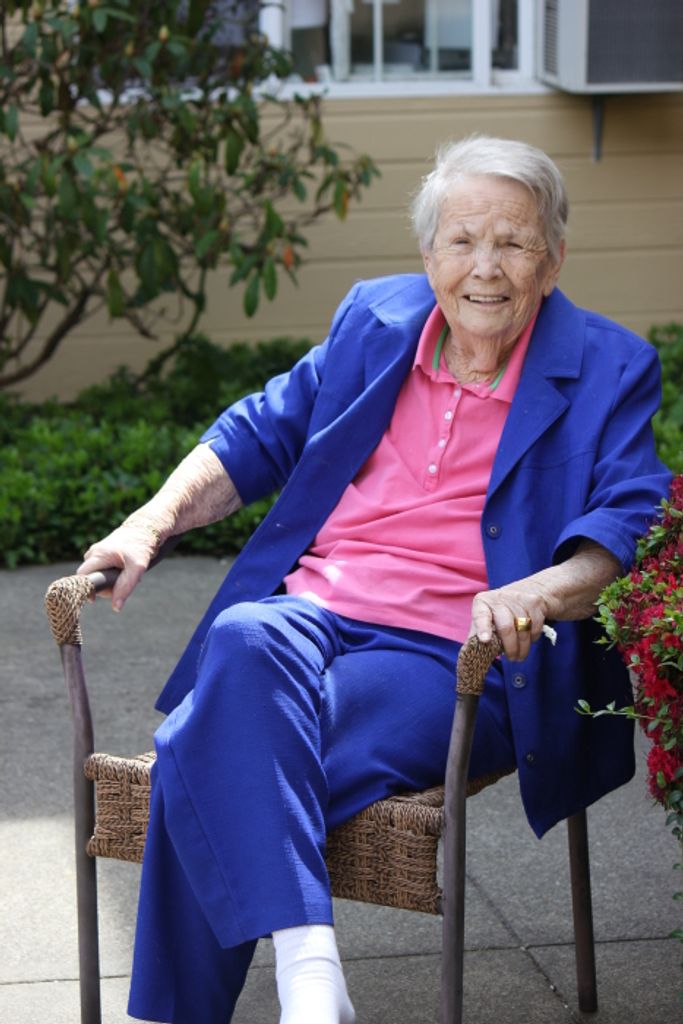 Edna Woodman Profile Photo