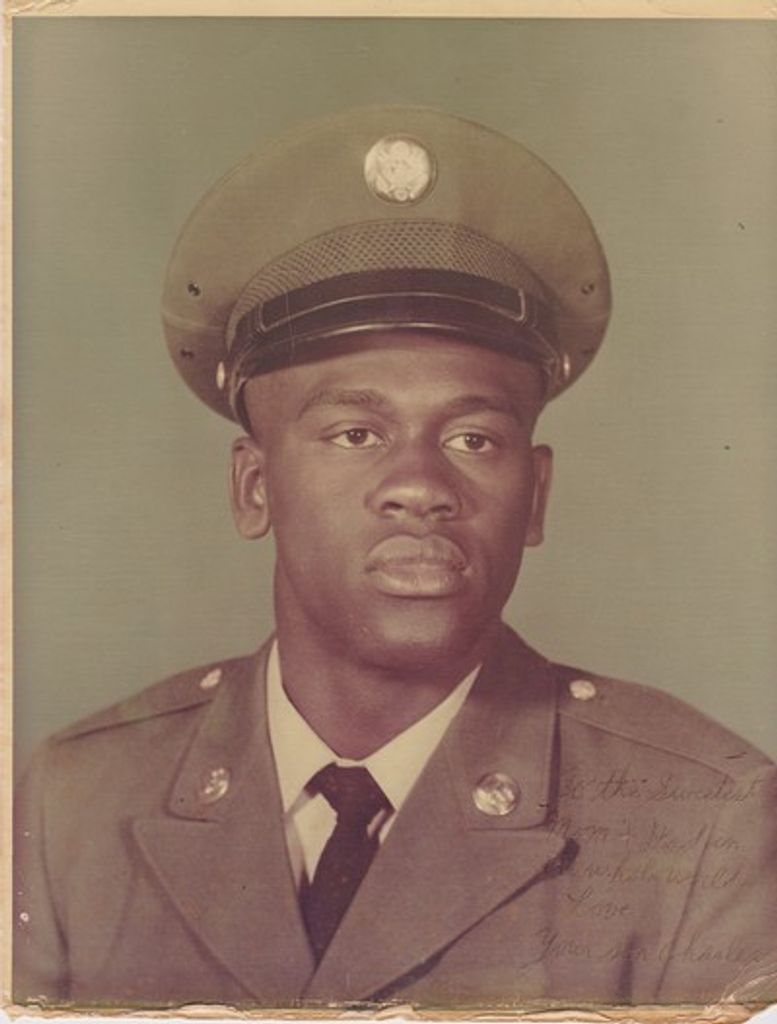 Charles Lee Forward Profile Photo