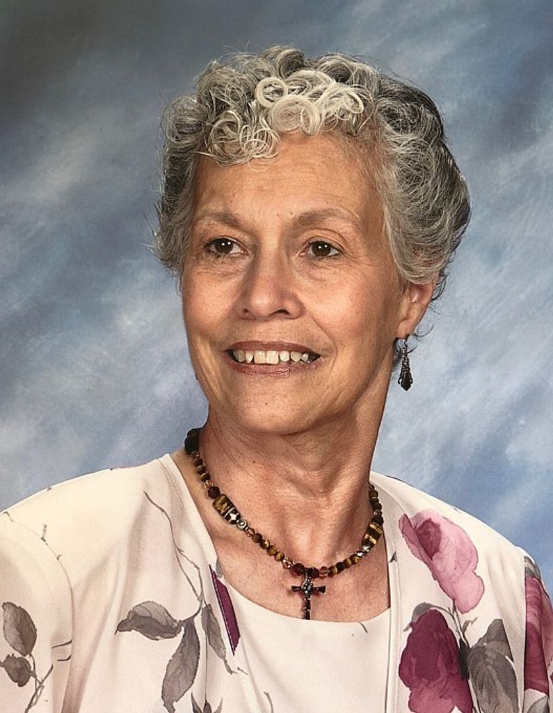 Gloria Marie Delorenzo