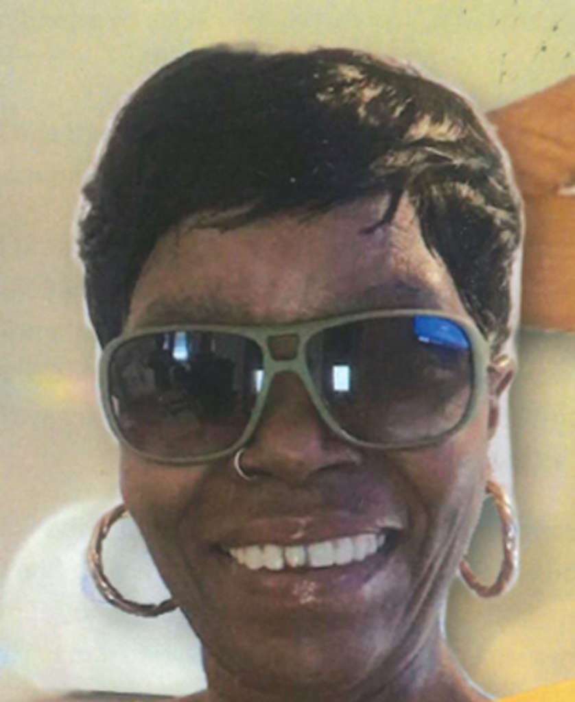 Carolyn La-Fon Travers