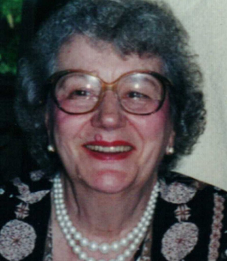 Elizabeth Johnson Profile Photo