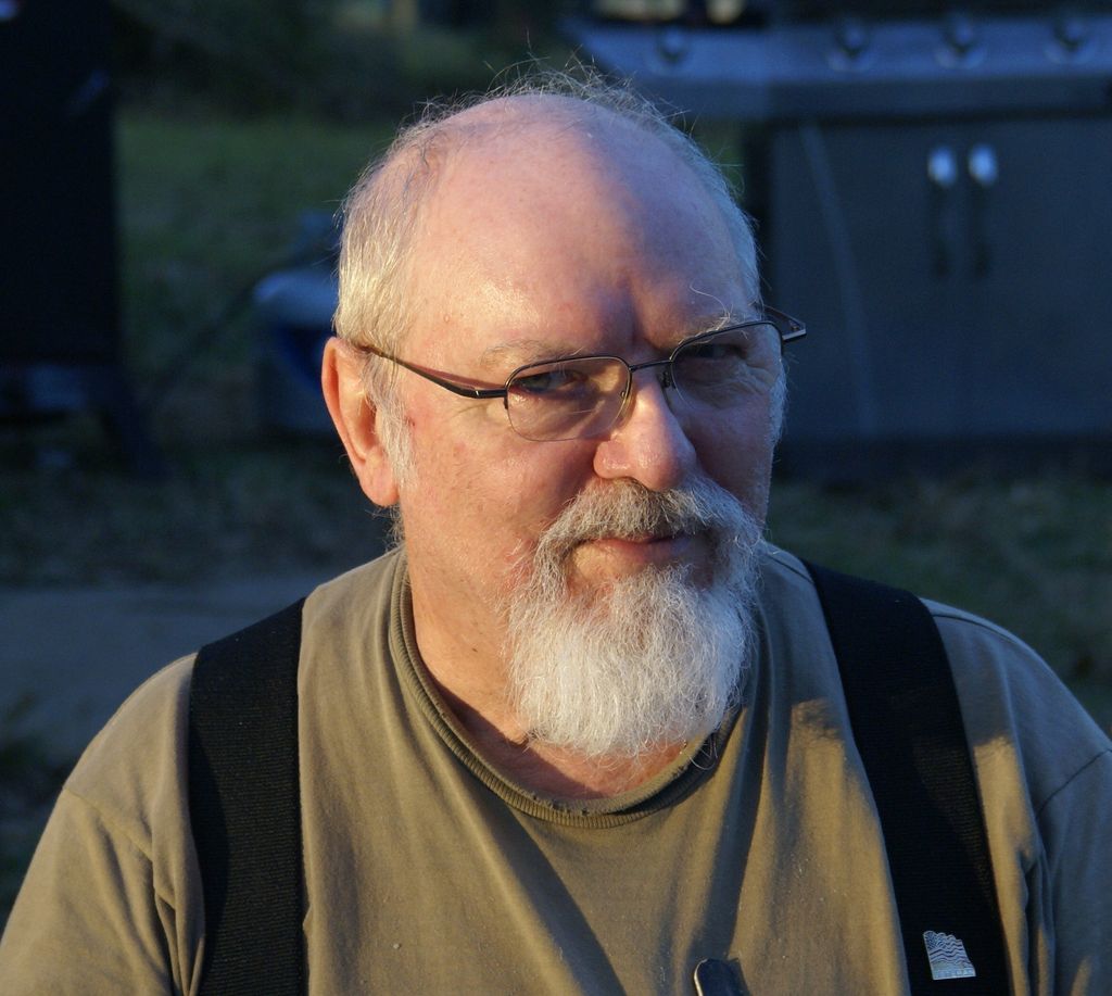 Robert (Bob) Warner