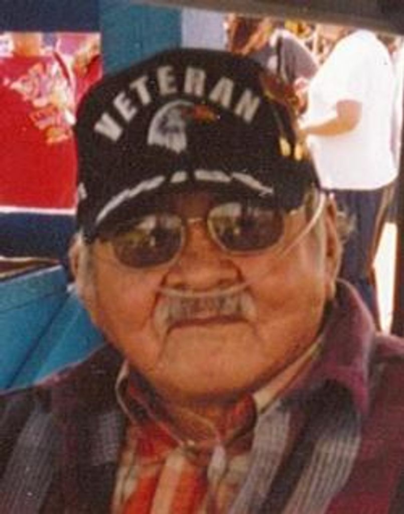 Robert L. Nickaboine