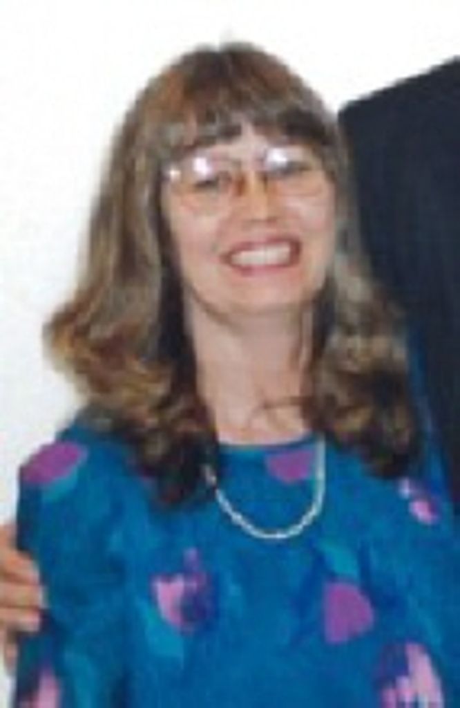 Linda  Y. Fry