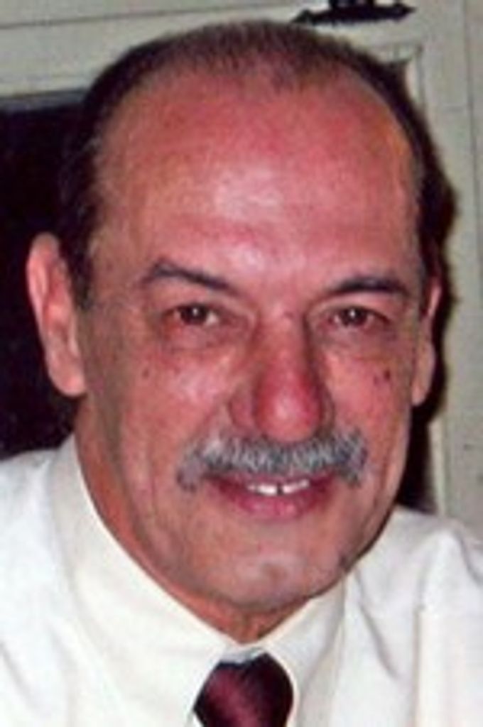 Luis R. Neto