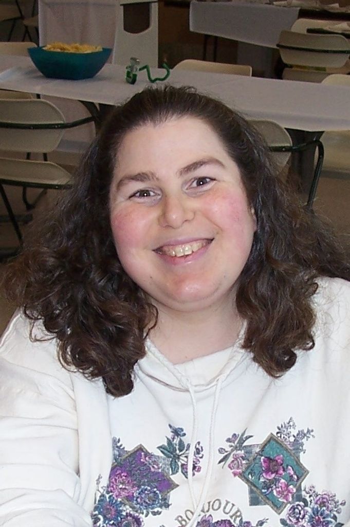 Lisa Evelyn Bates Profile Photo